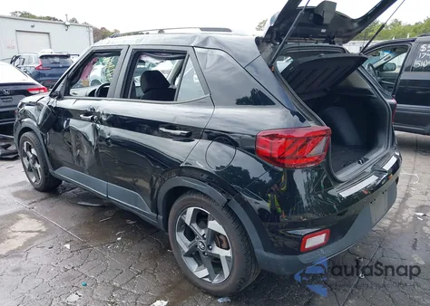 2021 Hyundai Venue Sel z USA, uszkodzony, nr VIN KMHRC8A31MU084443